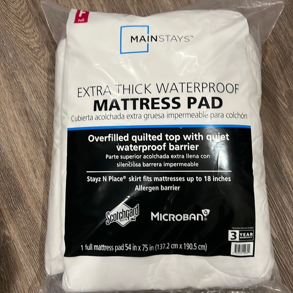 New Mattress Pad (full)